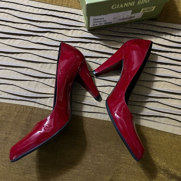 Red Heels❤️ - Picture 6 of 7
